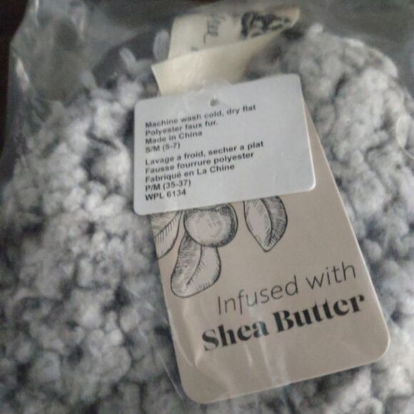 BRAND NEW IN PACKAGE Free People Soft Sherpa Ballerina Slippers S/M - Picture 3 of 5